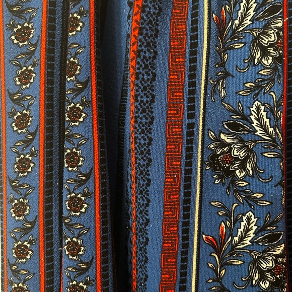 Women’s Pitaya Patterned Wide-Leg Pant - Picture 3 of 6